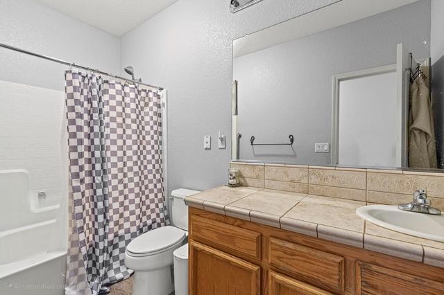 1877 Stabler Park Dr, Yuba City, CA 95993