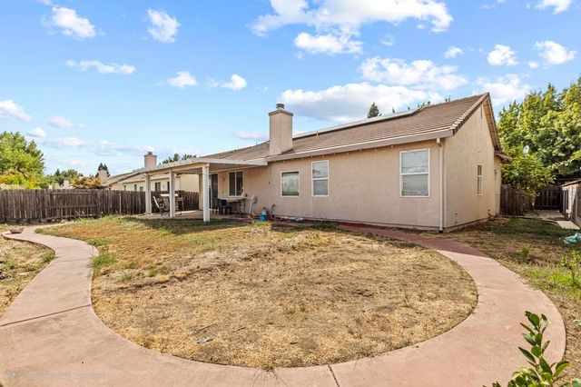 1877 Stabler Park Dr, Yuba City, CA 95993