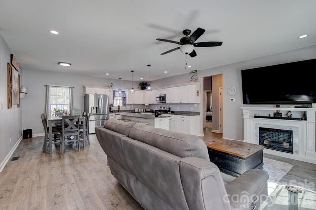 1254 Blairwood Court, Lancaster, SC 29720