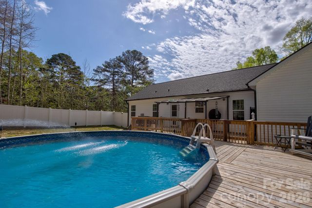 1254 Blairwood Court, Lancaster, SC 29720