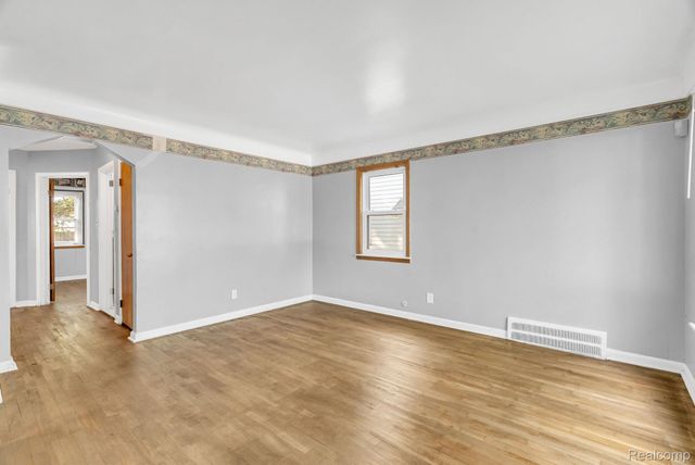 6235 Rosemont Avenue, Detroit, MI 48228
