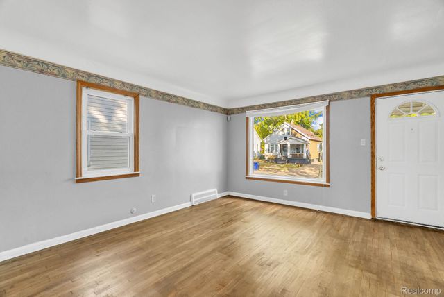 6235 Rosemont Avenue, Detroit, MI 48228