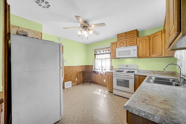 7416 Alexander Avenue, Hammond, IN 46323