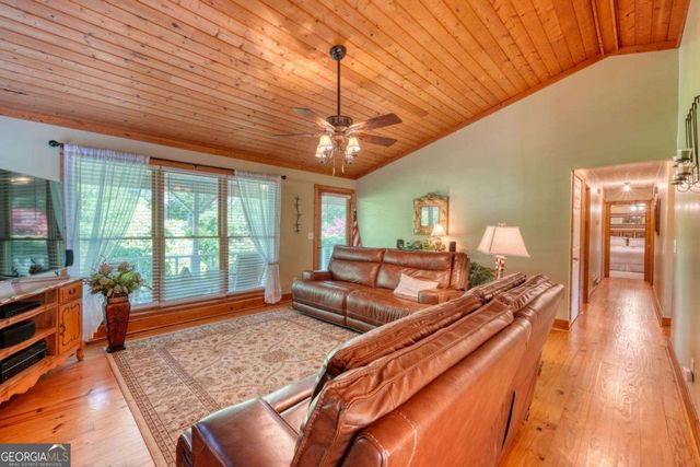 436 Long View Drive, Hiawassee, GA 30546