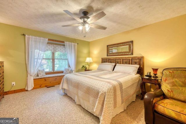 436 Long View Drive, Hiawassee, GA 30546