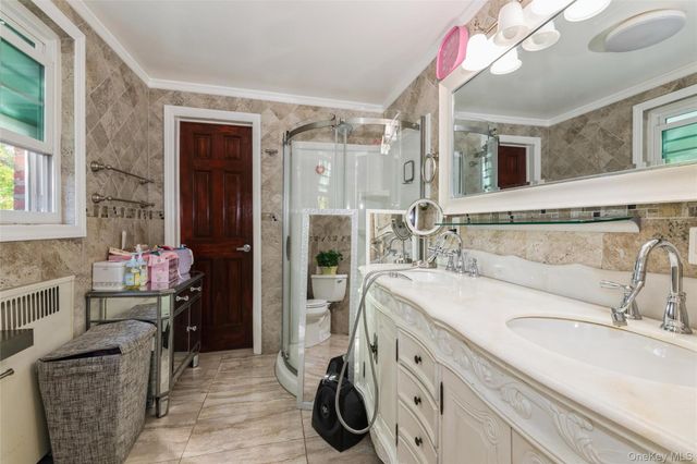 82-27 Utopia Parkway, Jamaica Estates, NY 11432
