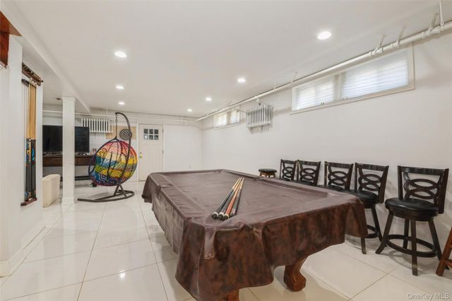 82-27 Utopia Parkway, Jamaica Estates, NY 11432