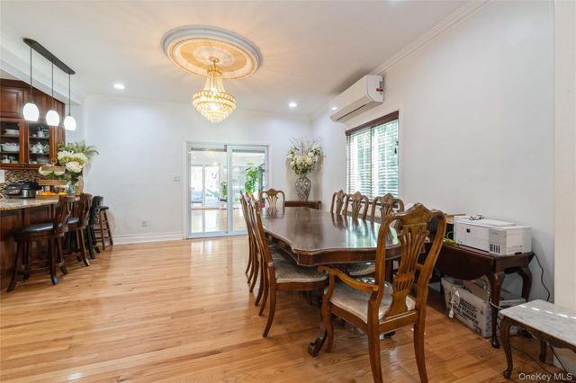 82-27 Utopia Parkway, Jamaica Estates, NY 11432