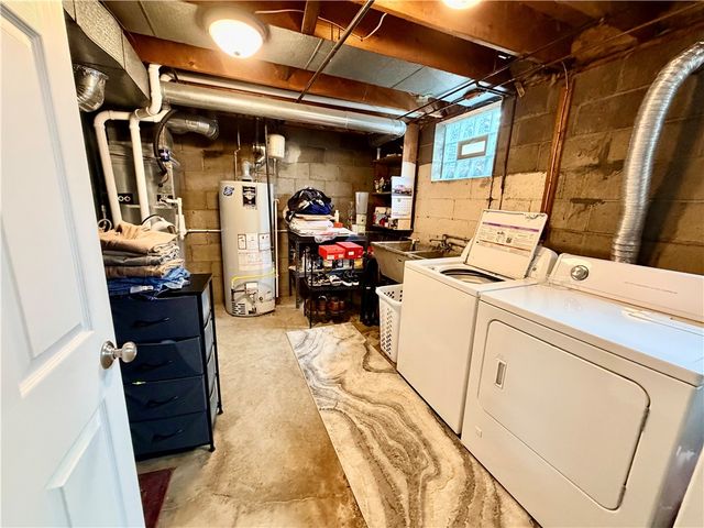 62 Observatory St, Manor, PA 15665