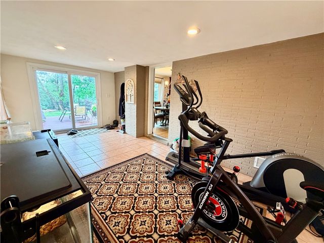 62 Observatory St, Manor, PA 15665