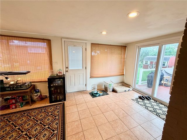 62 Observatory St, Manor, PA 15665
