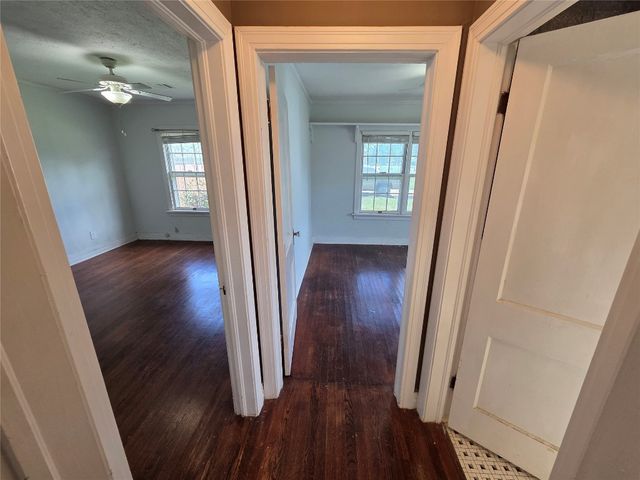 1103 S Hadden Avenue, El Reno, OK 73036