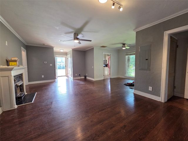 1103 S Hadden Avenue, El Reno, OK 73036