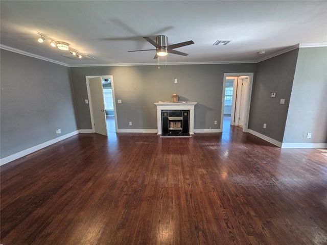 1103 S Hadden Avenue, El Reno, OK 73036