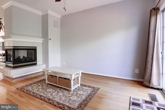 180 SPENCER TER SE, Leesburg, VA 20175