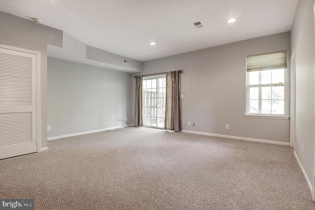 180 SPENCER TER SE, Leesburg, VA 20175