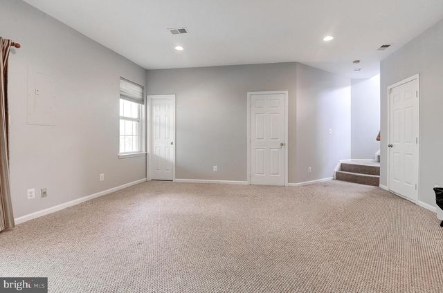 180 SPENCER TER SE, Leesburg, VA 20175