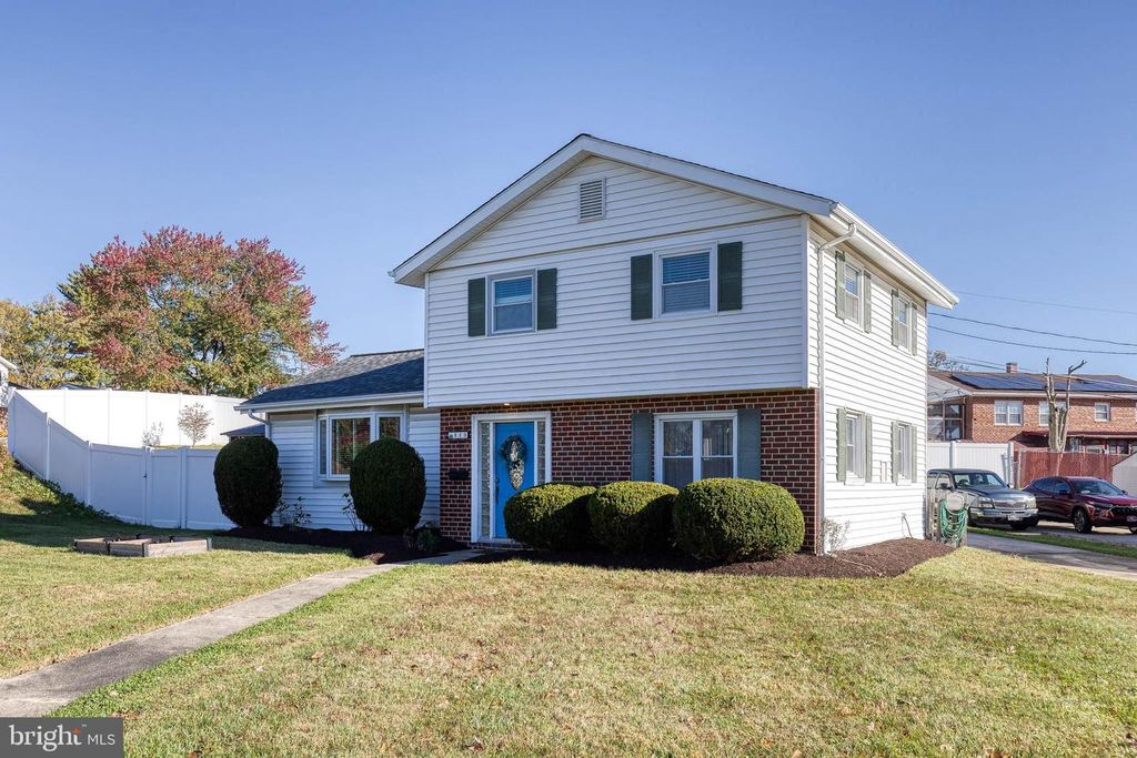 800 CROSBY RD, Baltimore, MD 21228