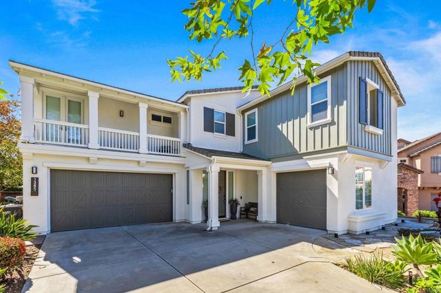 1385 Rock Court, San Marcos, CA 92078