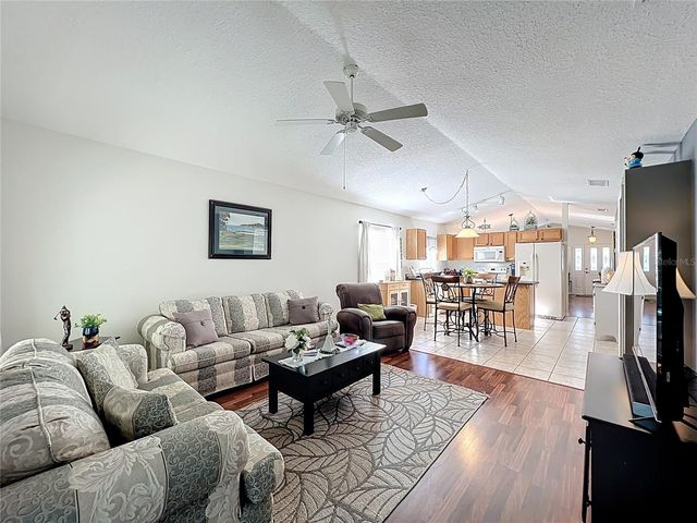 25251 CRANES ROOST, Leesburg, FL 34748