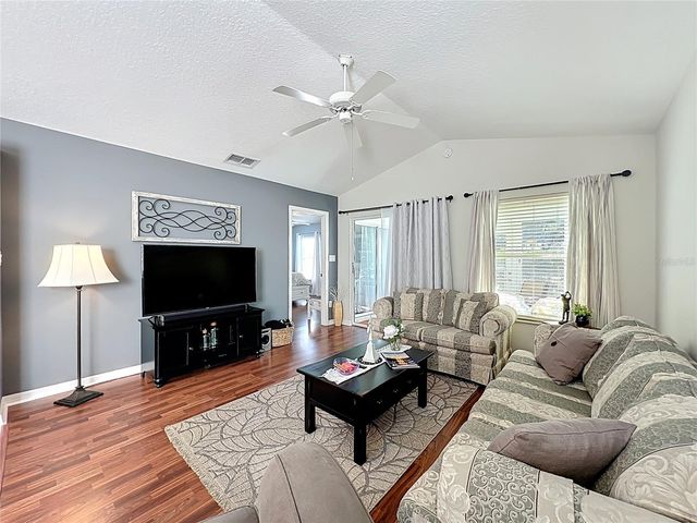 25251 CRANES ROOST, Leesburg, FL 34748