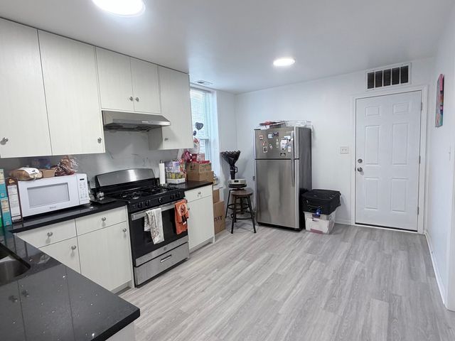 3038 S Emerald Street 2, Chicago, IL 60608