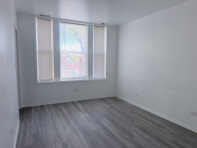 3038 S Emerald Street 2, Chicago, IL 60608