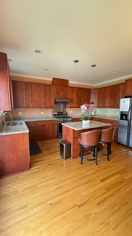 4505 S Drake Avenue, Chicago, IL 60632