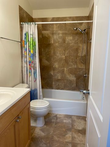 4505 S Drake Avenue, Chicago, IL 60632