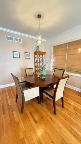 4505 S Drake Avenue, Chicago, IL 60632