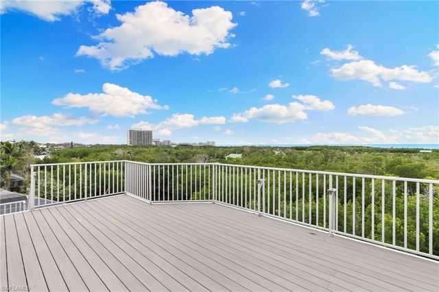 516 Spinnaker DR, Marco Island, FL 34145