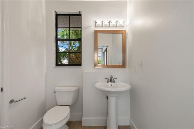 516 Spinnaker DR, Marco Island, FL 34145