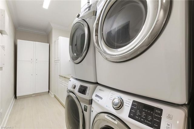 516 Spinnaker DR, Marco Island, FL 34145