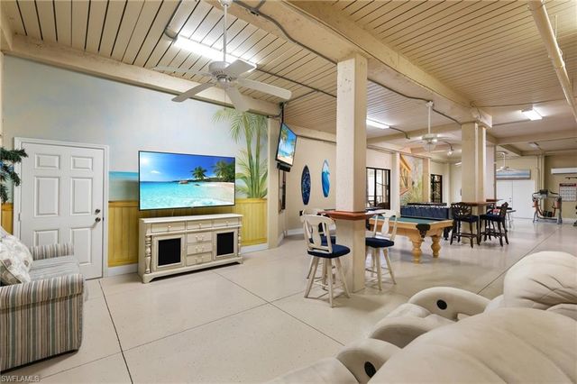 516 Spinnaker DR, Marco Island, FL 34145