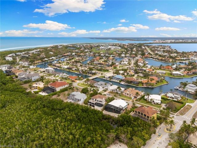 516 Spinnaker DR, Marco Island, FL 34145
