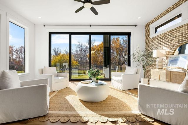 7723 W Hevelius, Eagle, ID 83616