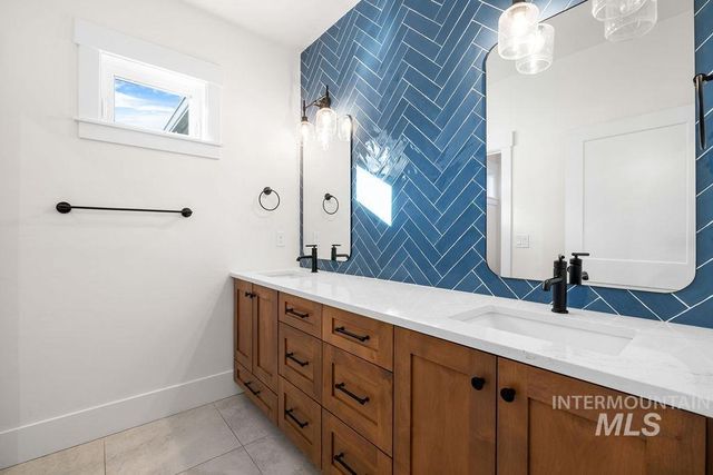 7723 W Hevelius, Eagle, ID 83616