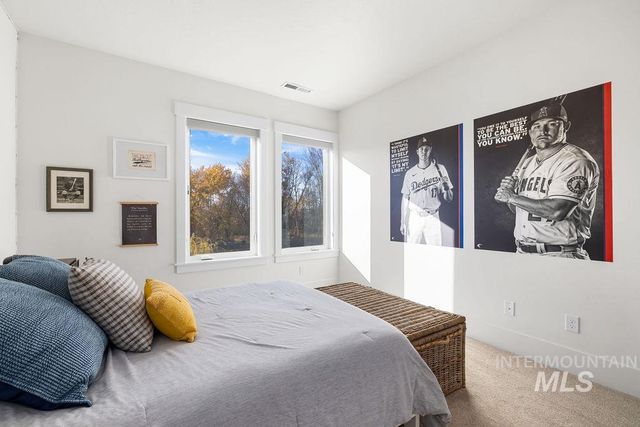 7723 W Hevelius, Eagle, ID 83616