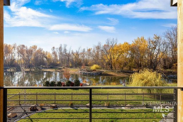 7723 W Hevelius, Eagle, ID 83616