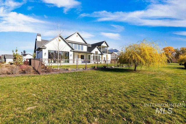 7723 W Hevelius, Eagle, ID 83616