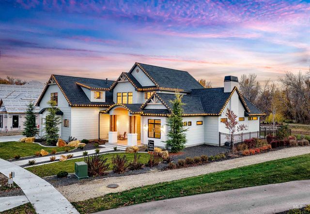 7723 W Hevelius, Eagle, ID 83616