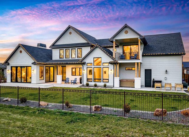 7723 W Hevelius, Eagle, ID 83616