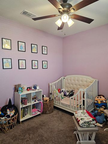 7708 Path Dr, Hughson, CA 95326