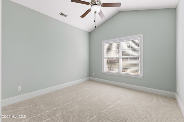 359 Hanover Lakes Drive, Wilmington, NC 28401