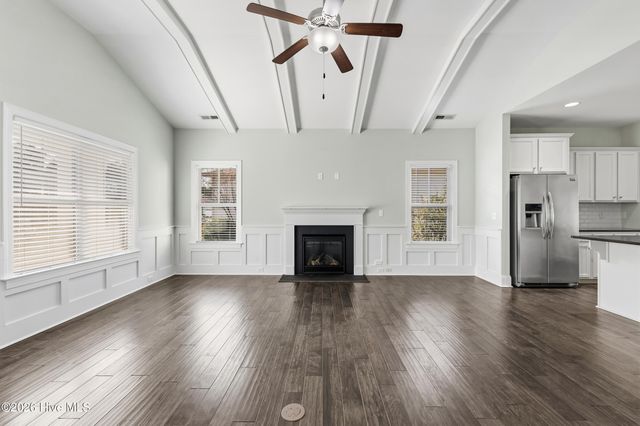 359 Hanover Lakes Drive, Wilmington, NC 28401