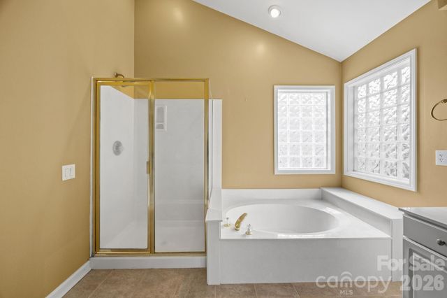 2828 Peverell Lane, Charlotte, NC 28270