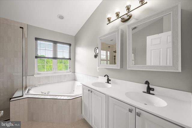 7305 FALLING LEAVES CT, Marriottsville, MD 21104