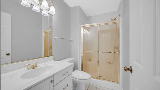 411 W Deerpath Drive W, Schererville, IN 46375