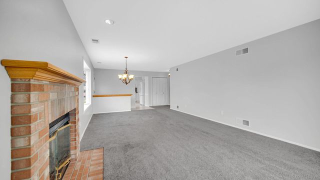 411 W Deerpath Drive W, Schererville, IN 46375