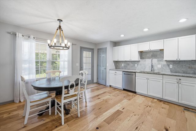 2244 N Fork Drive, Soddy Daisy, TN 37379